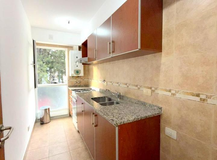Departamento · 40m² · 2 Ambientes · 1 Cochera