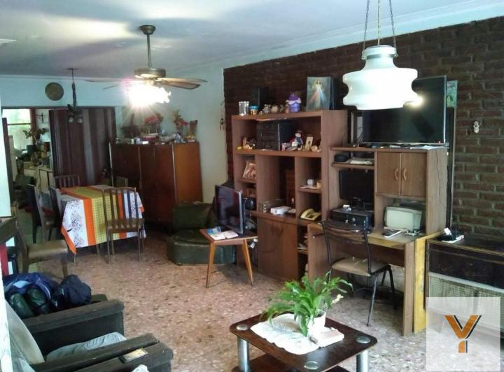Departamento · 120m² · 6 Ambientes