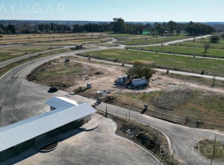 Terreno · 378m²