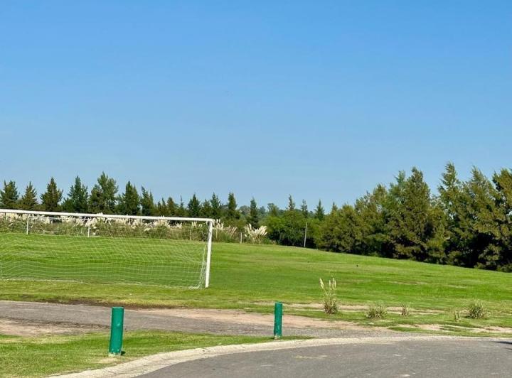 Terreno · 900m²