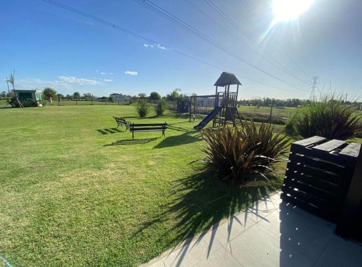 Terreno · 600m²