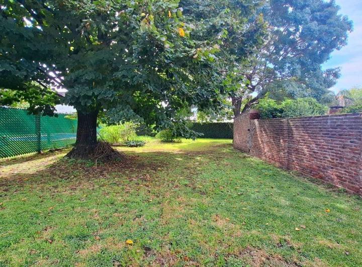 Terreno · 280m²