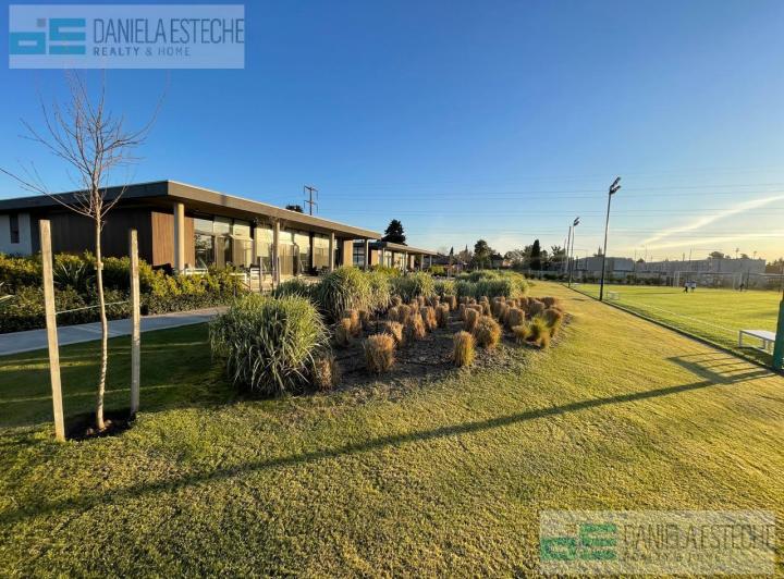Terreno · 650m²