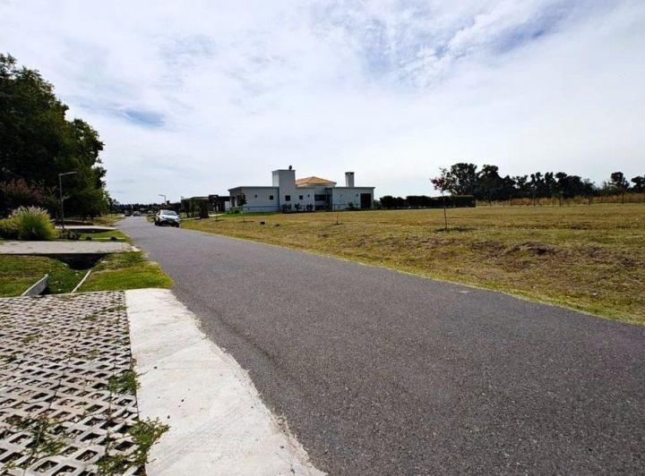 Terreno · 1000m²