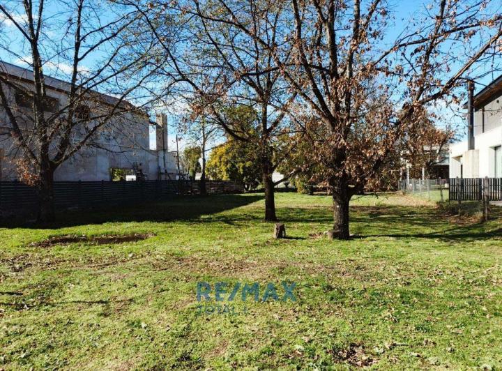 Terreno · 721m²