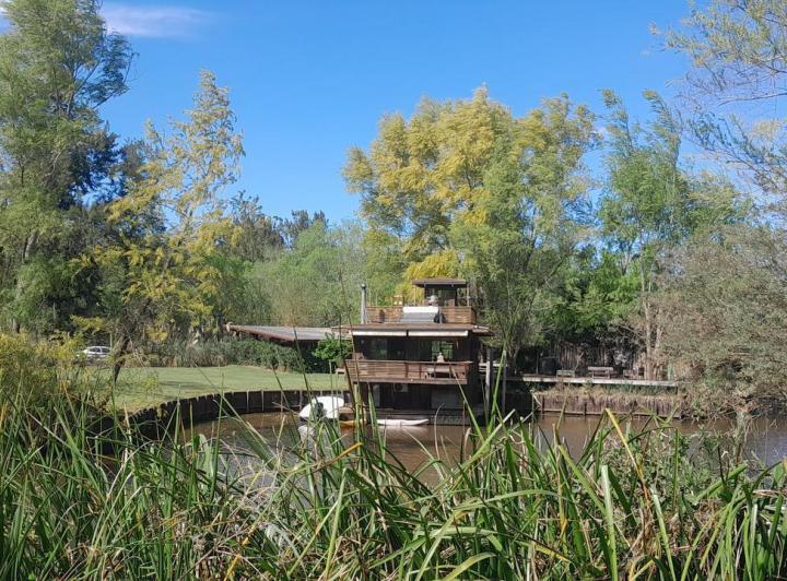 Terreno · 1300m²
