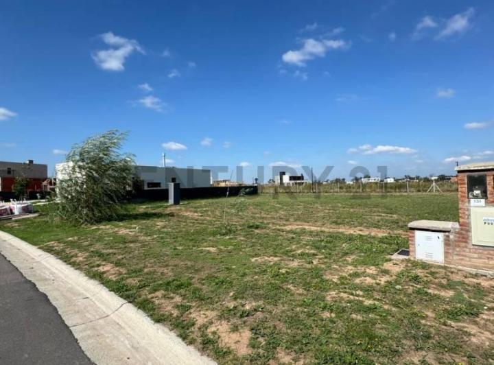 Terreno · 622m²