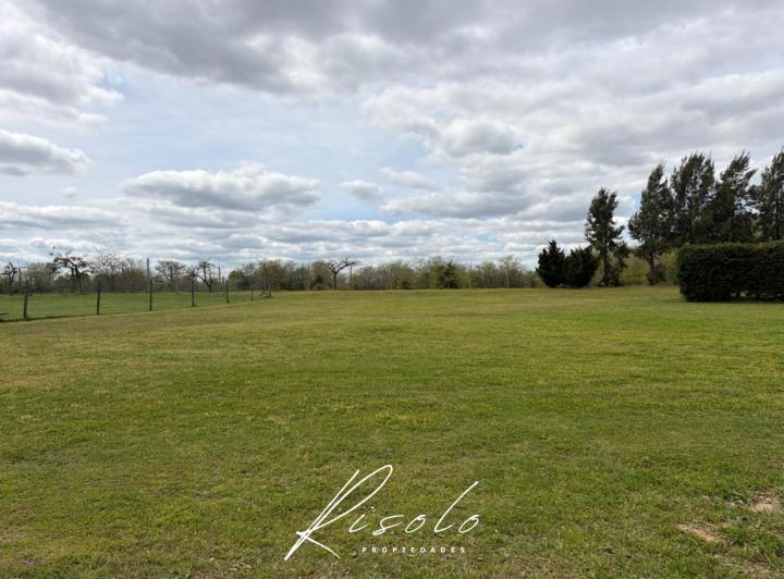 Terreno · 850m²