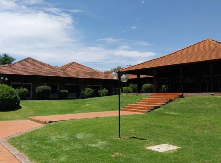 Terreno · 800m²