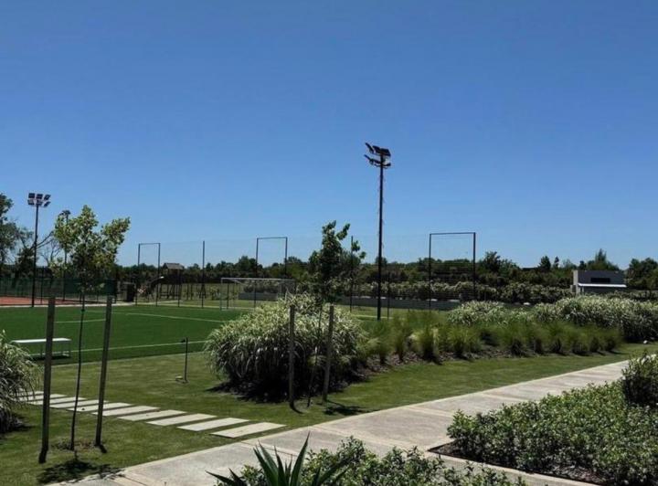 Terreno · 746m²