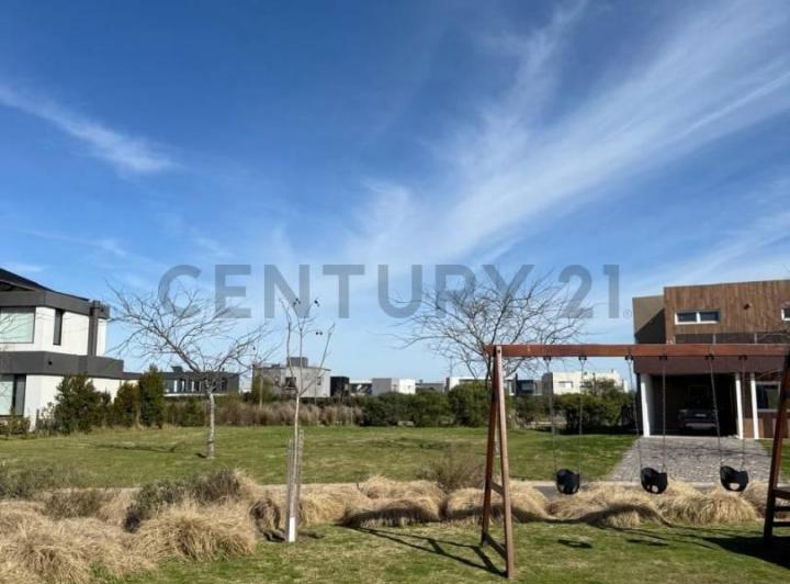 Terreno · 998m²