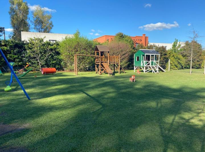 Terreno · 542m²