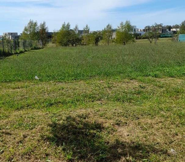 Terreno · 587m²
