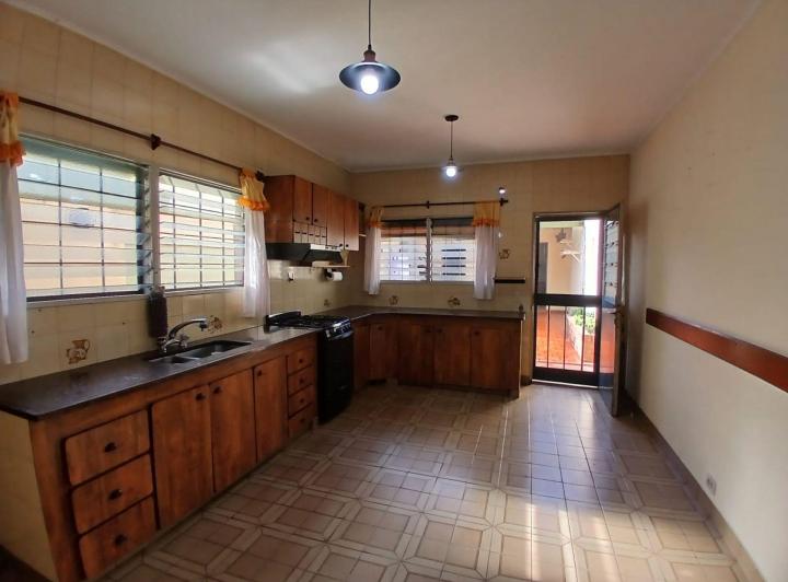 PH · 224m² · 4 Ambientes · 1 Cochera