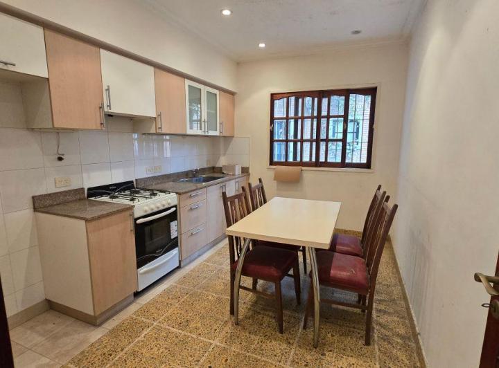 PH · 190m² · 6 Ambientes · 1 Cochera