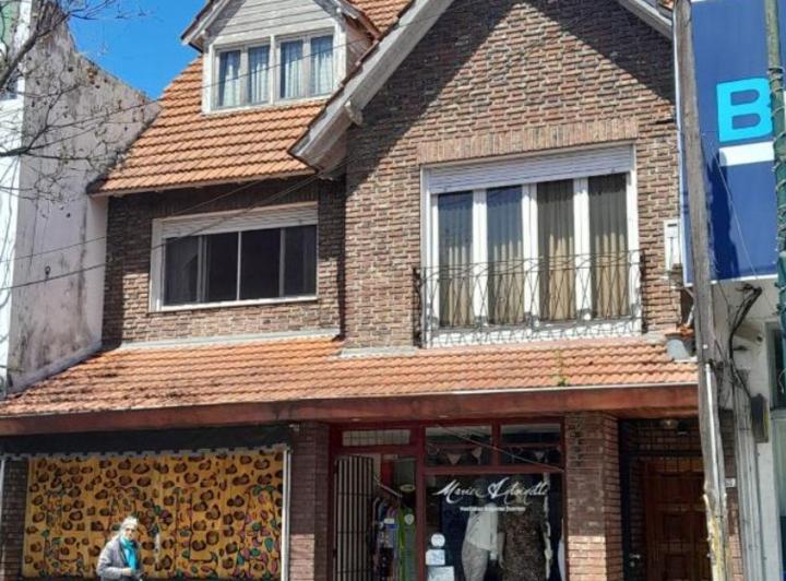 Local comercial · 318m²