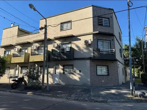 Departamento en Alquiler en Chilavert, Villa Ballester