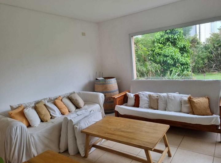Casa · 120m² · 5 Ambientes