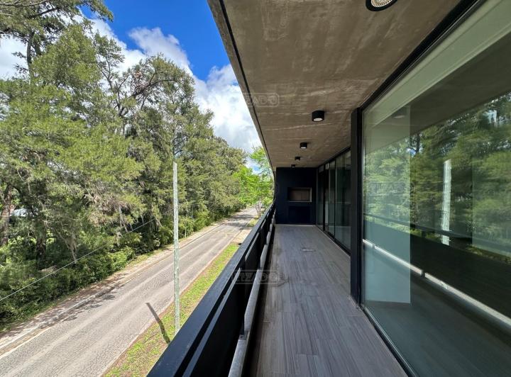 Departamento · 107m² · 4 Ambientes · 1 Cochera
