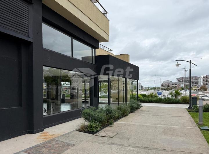 Local comercial · 300m²