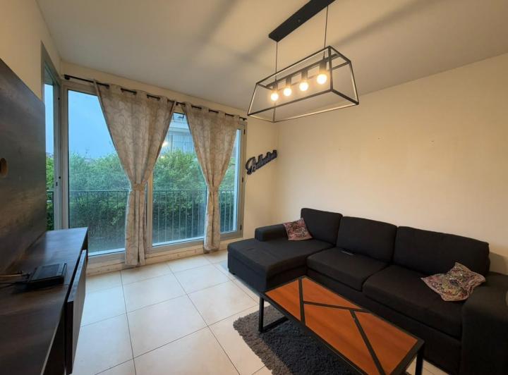 Departamento · 50m² · 2 Ambientes · 1 Cochera