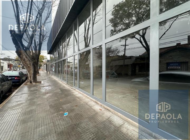 Local comercial · 466m²