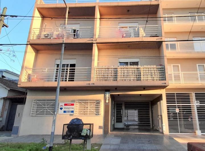 Departamento · 43m² · 2 Ambientes · 1 Cochera