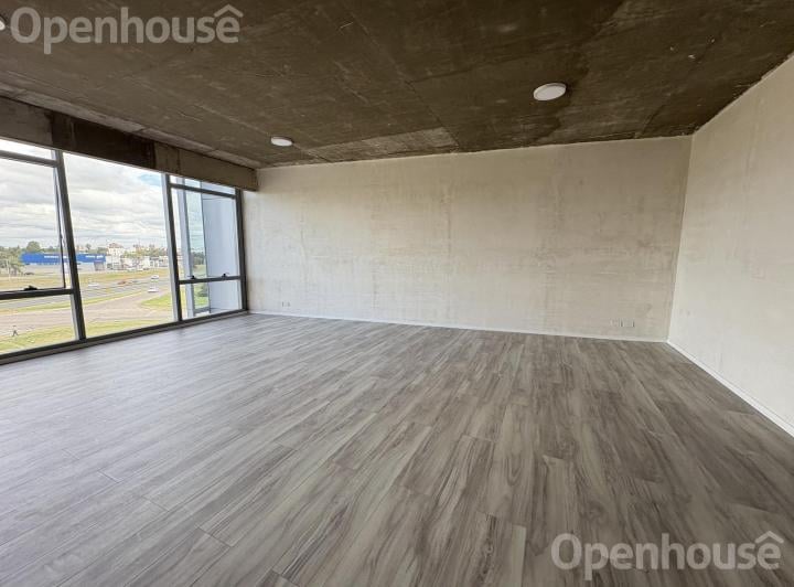 Oficina comercial · 60m² · 1 Ambiente · 1 Cochera