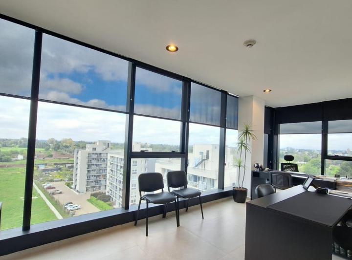 Oficina comercial · 24m² · 1 Ambiente · 1 Cochera