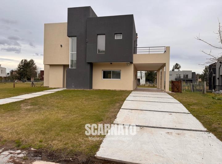 Casa · 847m² · 4 Ambientes