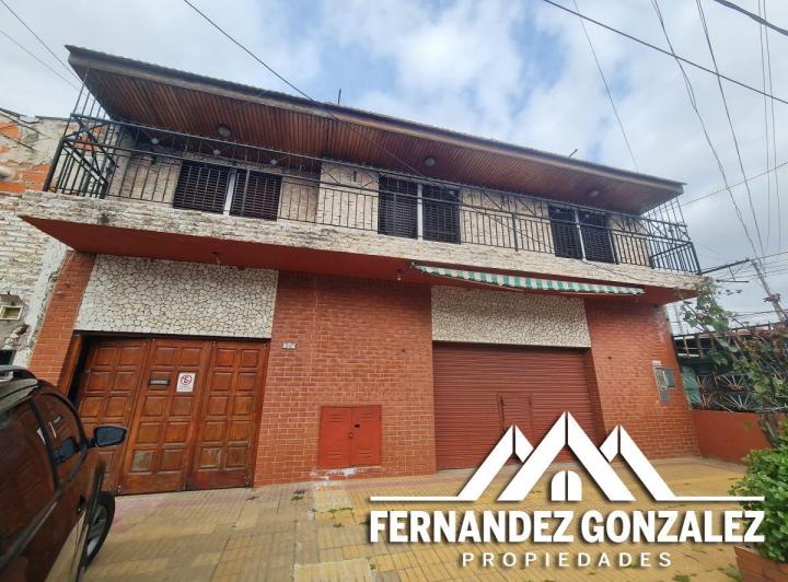 Casa · 170m² · 4 Ambientes · 2 Cocheras