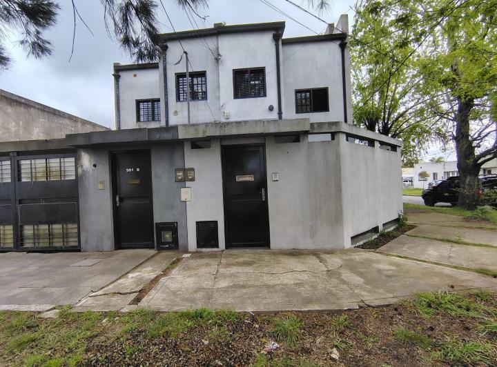 Casa · 112m² · 4 Ambientes · 1 Cochera