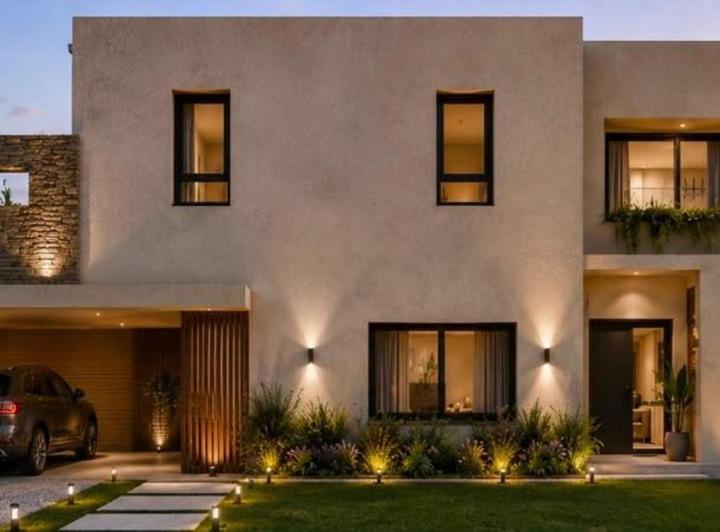 Casa · 220m² · 4 Ambientes · 4 Cocheras