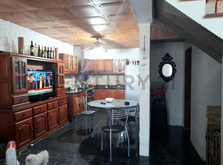 Casa · 185m² · 4 Ambientes