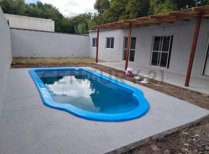 Casa · 145m² · 4 Ambientes · 2 Cocheras