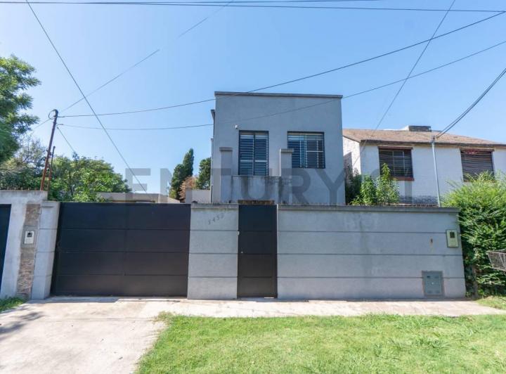 Casa · 154m² · 3 Ambientes · 3 Cocheras