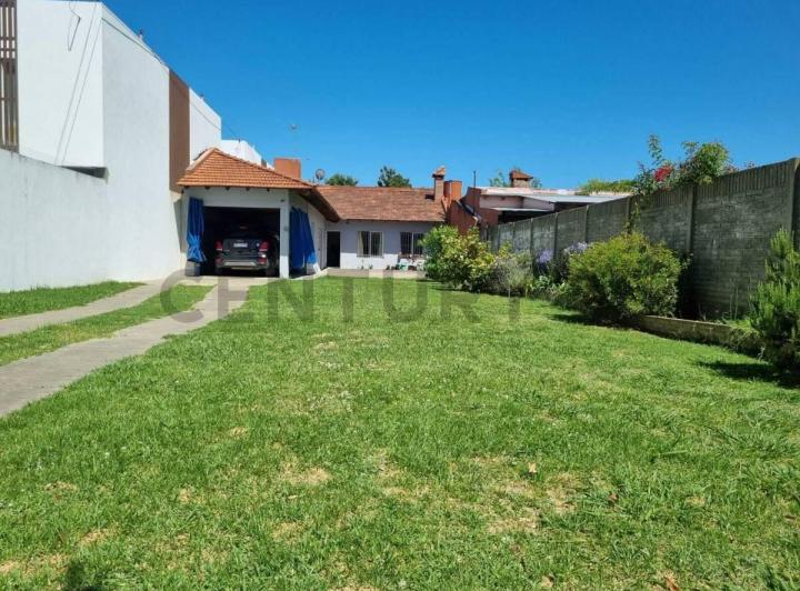 Casa · 120m² · 2 Ambientes · 1 Cochera