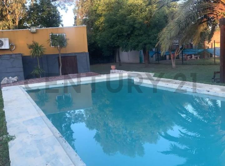 Casa · 80m² · 3 Ambientes · 2 Cocheras