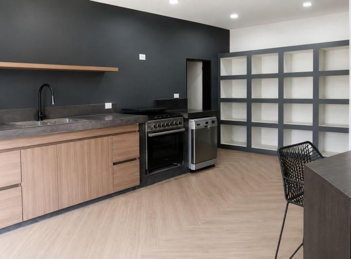 Casa · 133m² · 2 Ambientes · 3 Cocheras