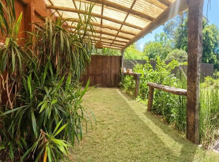 Casa · 180m² · 4 Ambientes · 2 Cocheras