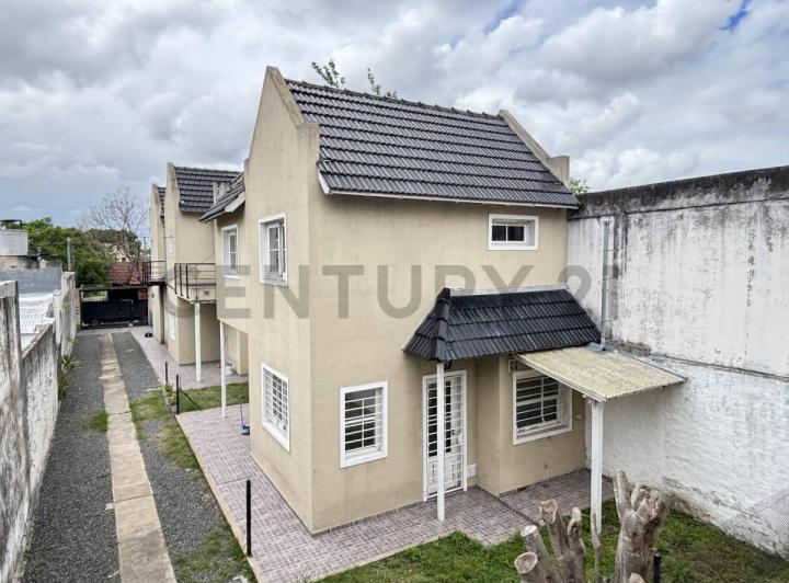 Casa · 59m² · 3 Ambientes · 1 Cochera