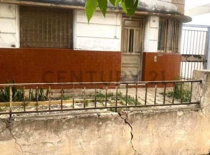Casa · 90m² · 2 Ambientes · 1 Cochera