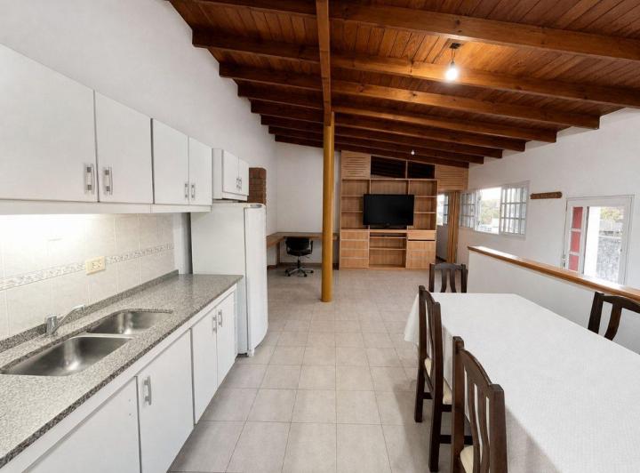 Casa · 45m² · 2 Ambientes · 2 Cocheras