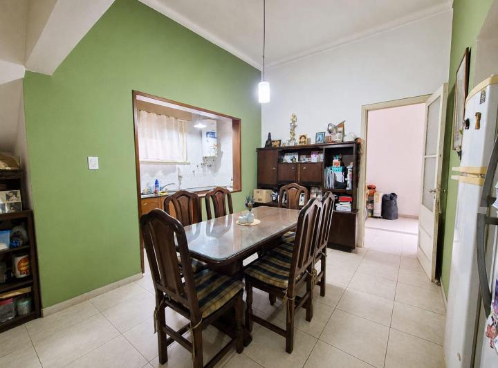 Casa · 106m² · 5 Ambientes · 1 Cochera