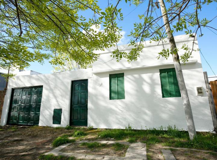 Casa · 80m² · 2 Dormitorios · 1 Cochera