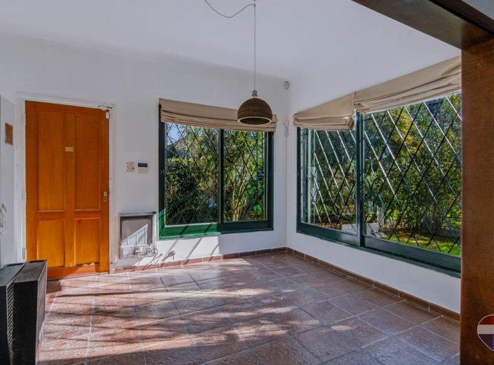 Casa · 180m² · 4 Ambientes