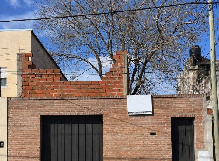 Casa · 50m² · 3 Ambientes · 1 Cochera