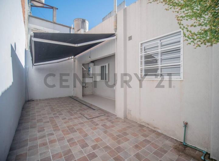 Casa · 77m² · 2 Dormitorios