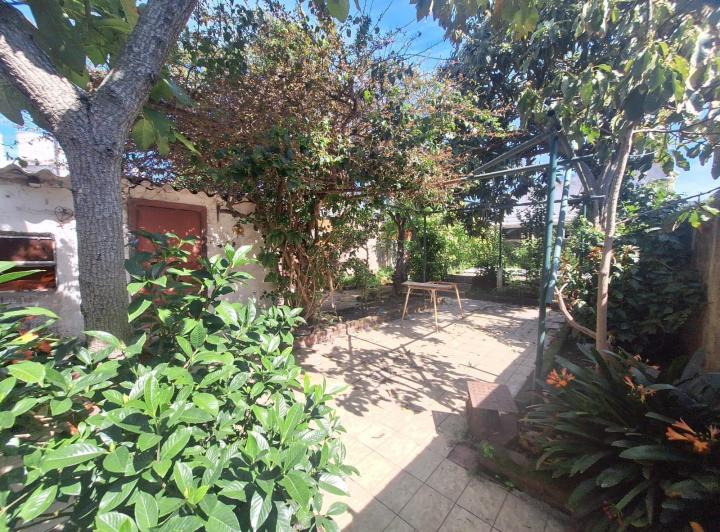 Casa · 160m² · 4 Ambientes · 1 Cochera