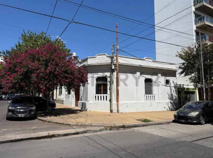 Casa · 155m² · 5 Ambientes · 1 Cochera